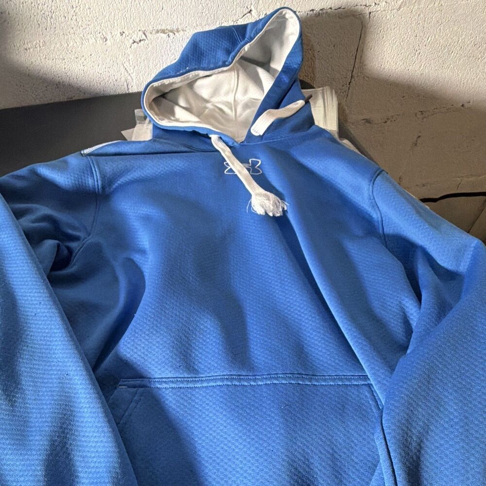 Under Armour Blue Pullover Hoodie M Loose Fit Drawstring Pockets Logo Men's